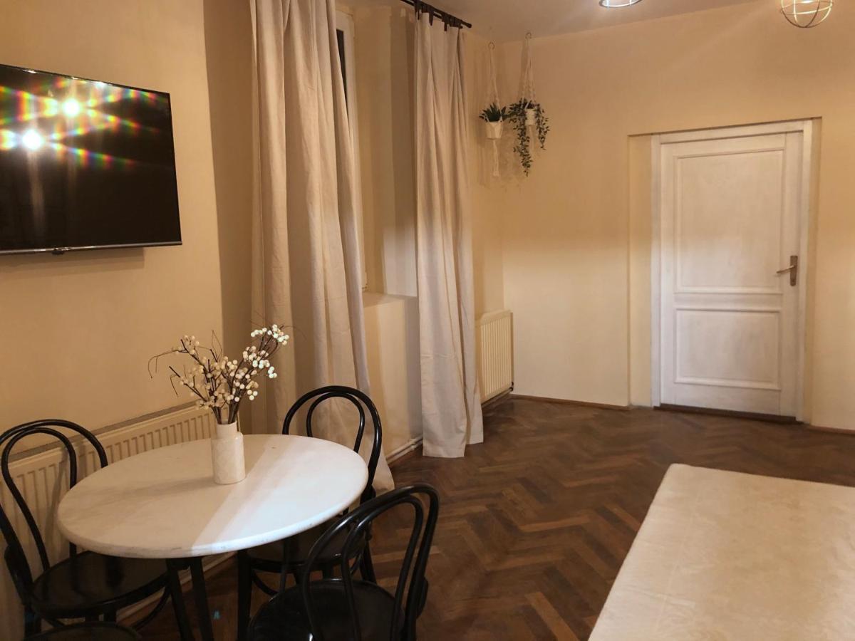Aftar Inn Μπρασόβ Εξωτερικό φωτογραφία
